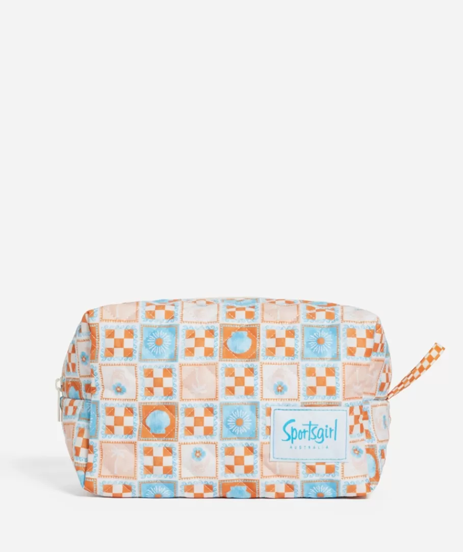 Sportsgirl Makeup Bags | Makeup Bags<QUINN- LARGE QUILTED MAKEUP BAG - VACAY CHECKERBOARD